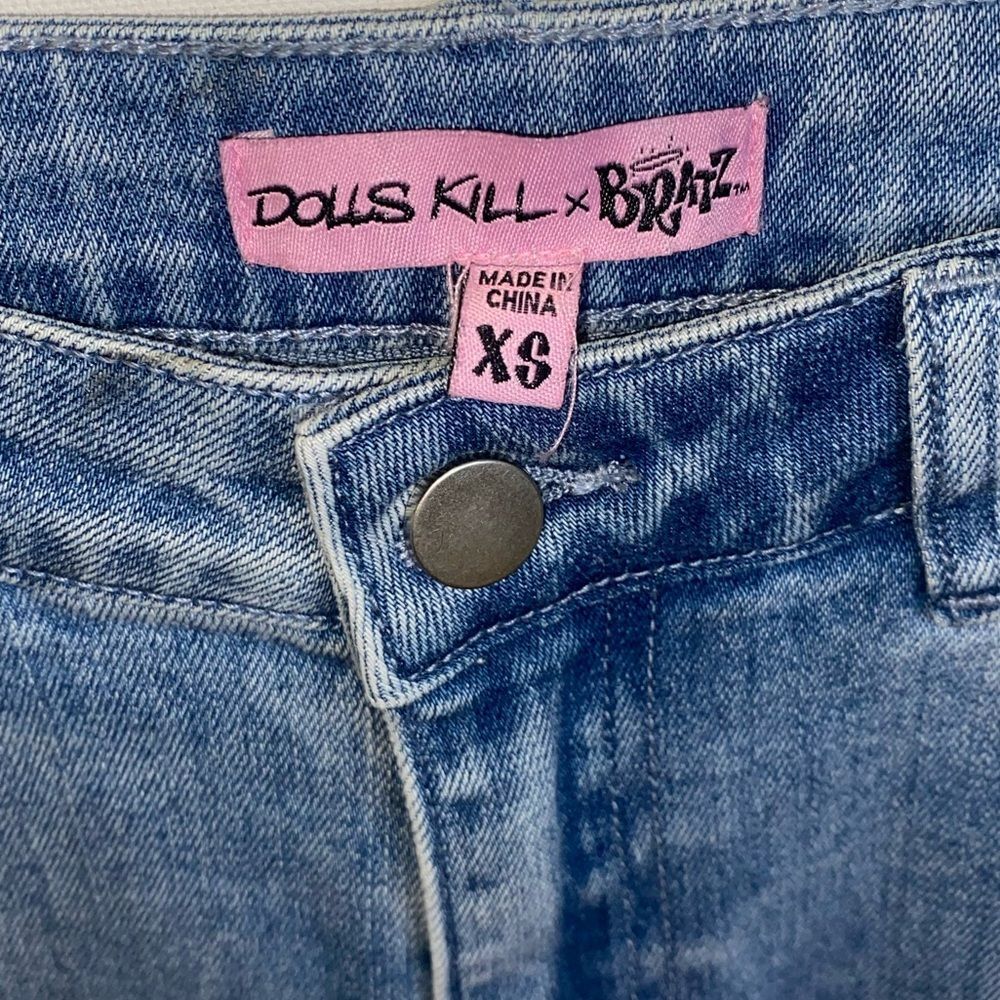 DOLLS KILL X BRATZ What’s the Scoop Flare Denim Jeans Size XS 0-2 - Picture 6 of 7